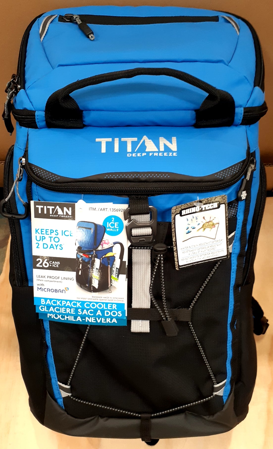 Titan cooler bag w/ ICE WALLS keeps 26 cans ice cold for 2 days FAST SHIPPING!