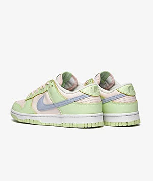 Nike Women's WMNS Dunk Low Lime Ice, Light Soft Pink/Ghost/Lime Ice, 7.5W