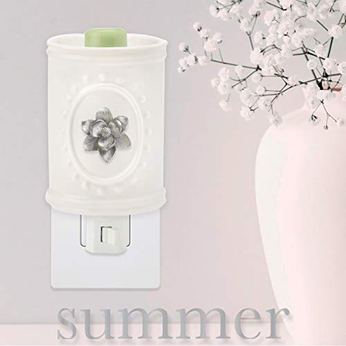 White Ceramic Plug in Wax Warmer with 5 Interchangeable Metal Seasonal/Decor Magnets.